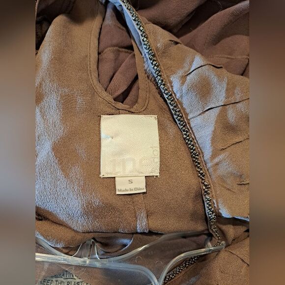 Line & Dot 100% silk blouse, layered ruffles, beading details women's size small - Picture 7 of 7